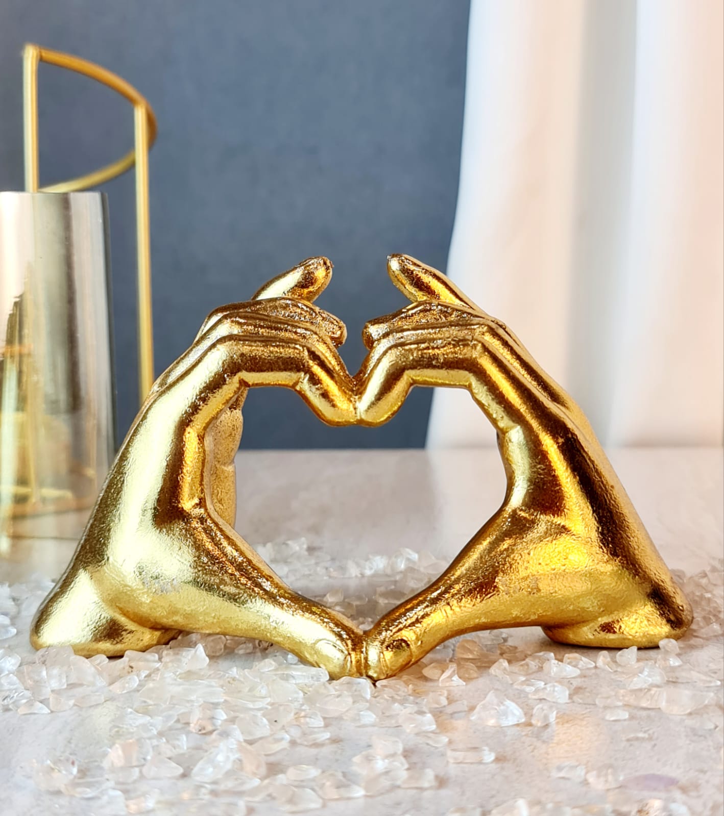 1 pc Heart Shape Resin Showpiece, Love, Home Decor Showpiece,Modernartmart